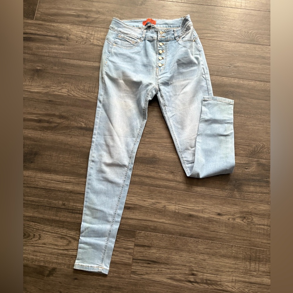 Light Wash High-Rise Button-Fly Women’s Jeans